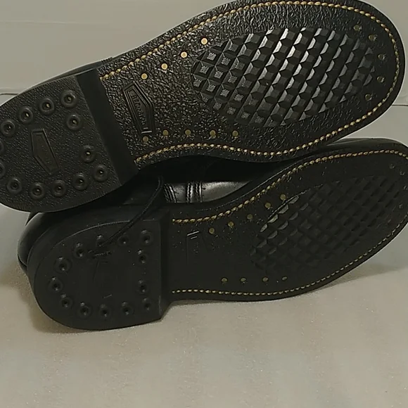 Vintage B F Goodrich black boots 9R (read ) - Picture 9 of 12